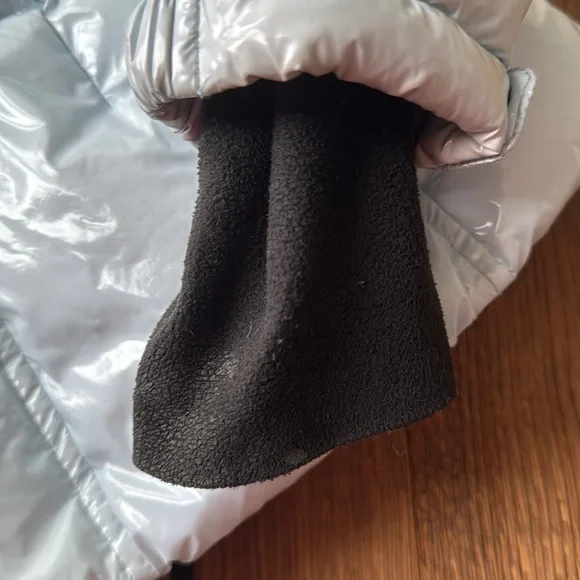 Girls Sam coat size 10 excellent condition.